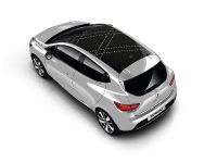 Renault Clio Iconic (2015) - picture 2 of 12