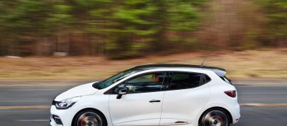Renault Clio Renault Sport 220 Trophy (2015) - picture 4 of 10