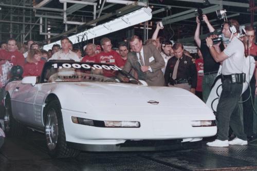 Restoration of One Millionth Chevrolet Corvette (2015) - picture 16 of 16
