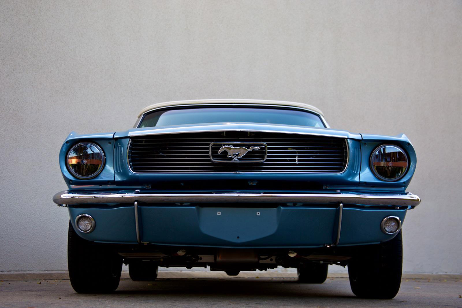 Revology Cars Ford Mustang