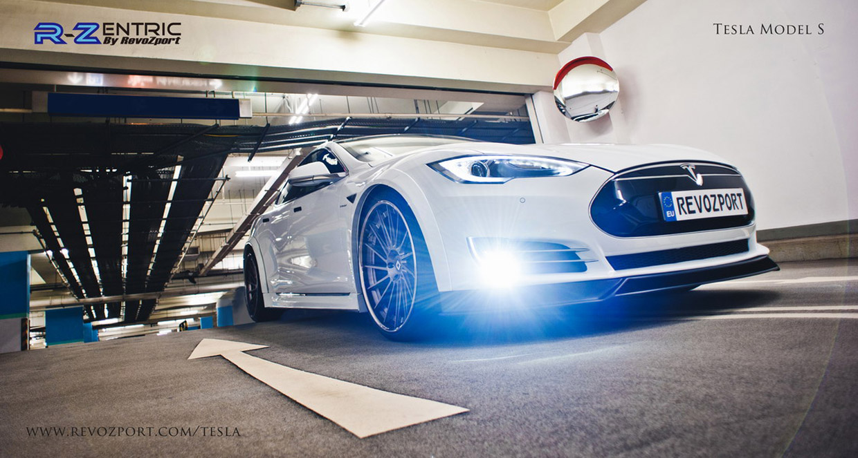 Revozsport Tesla Model S