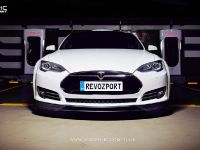 Revozsport Tesla Model S P85D (2015) - picture 1 of 6