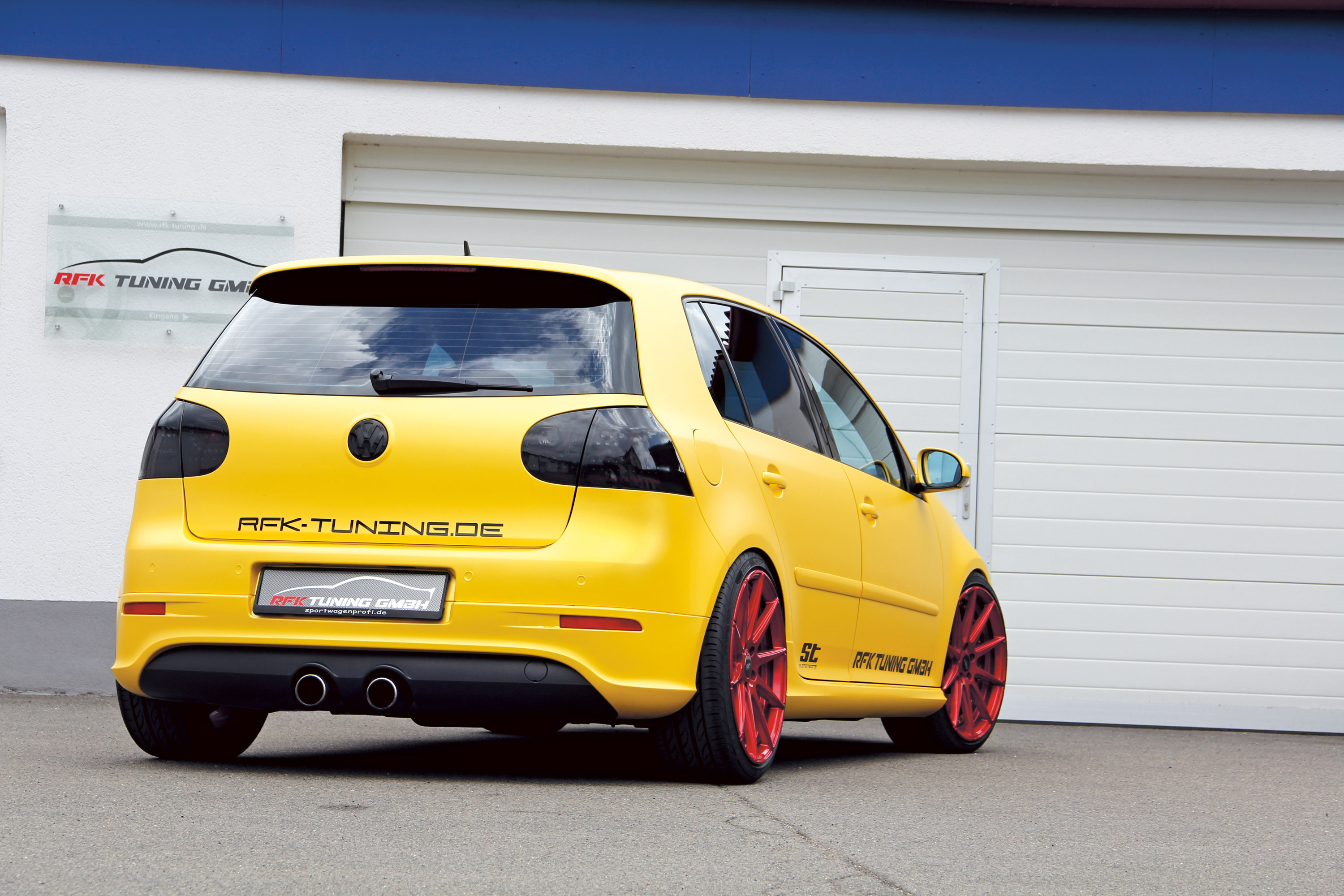 RFK Volkswagen Golf Mk 5 R32