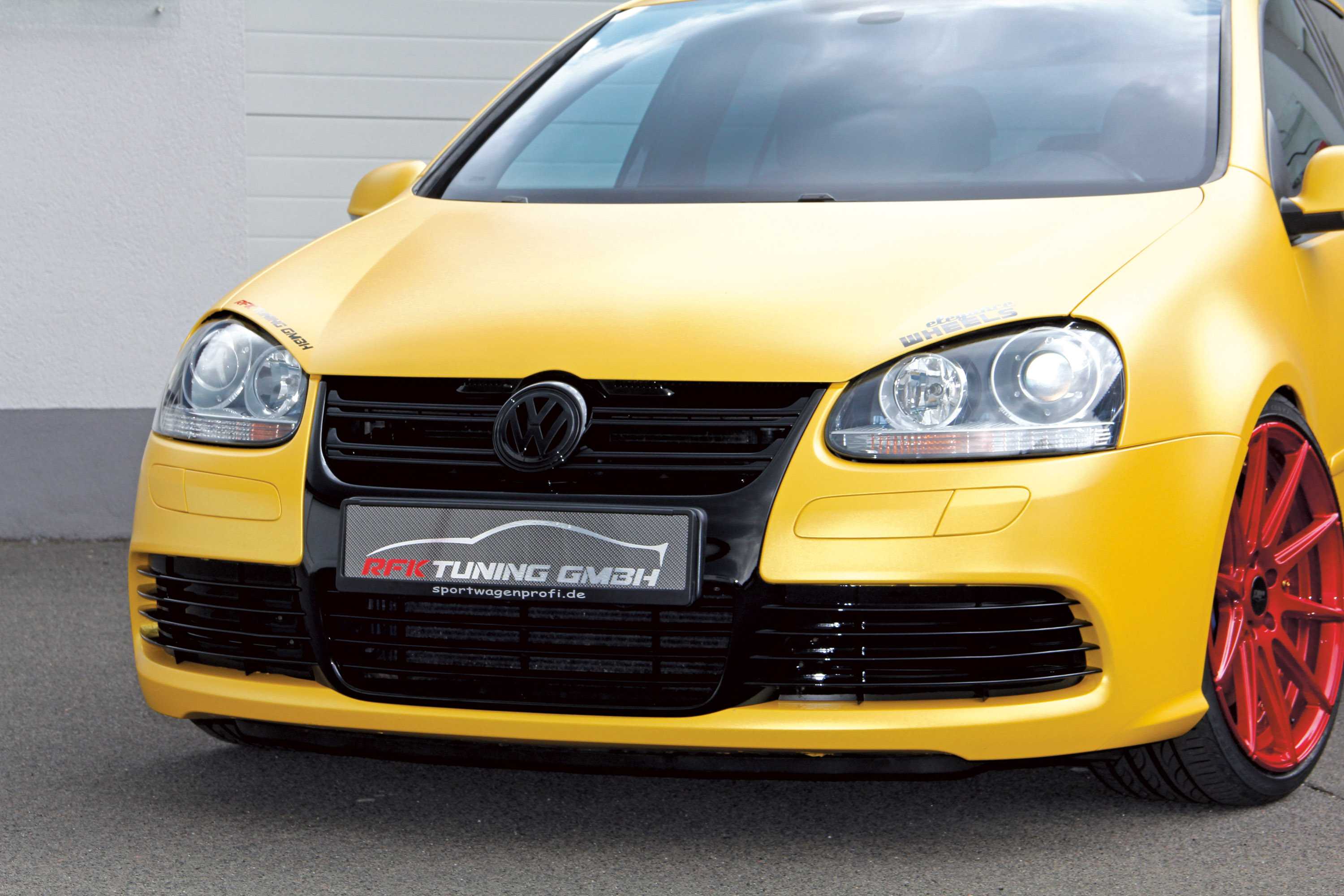 RFK Volkswagen Golf Mk 5 R32