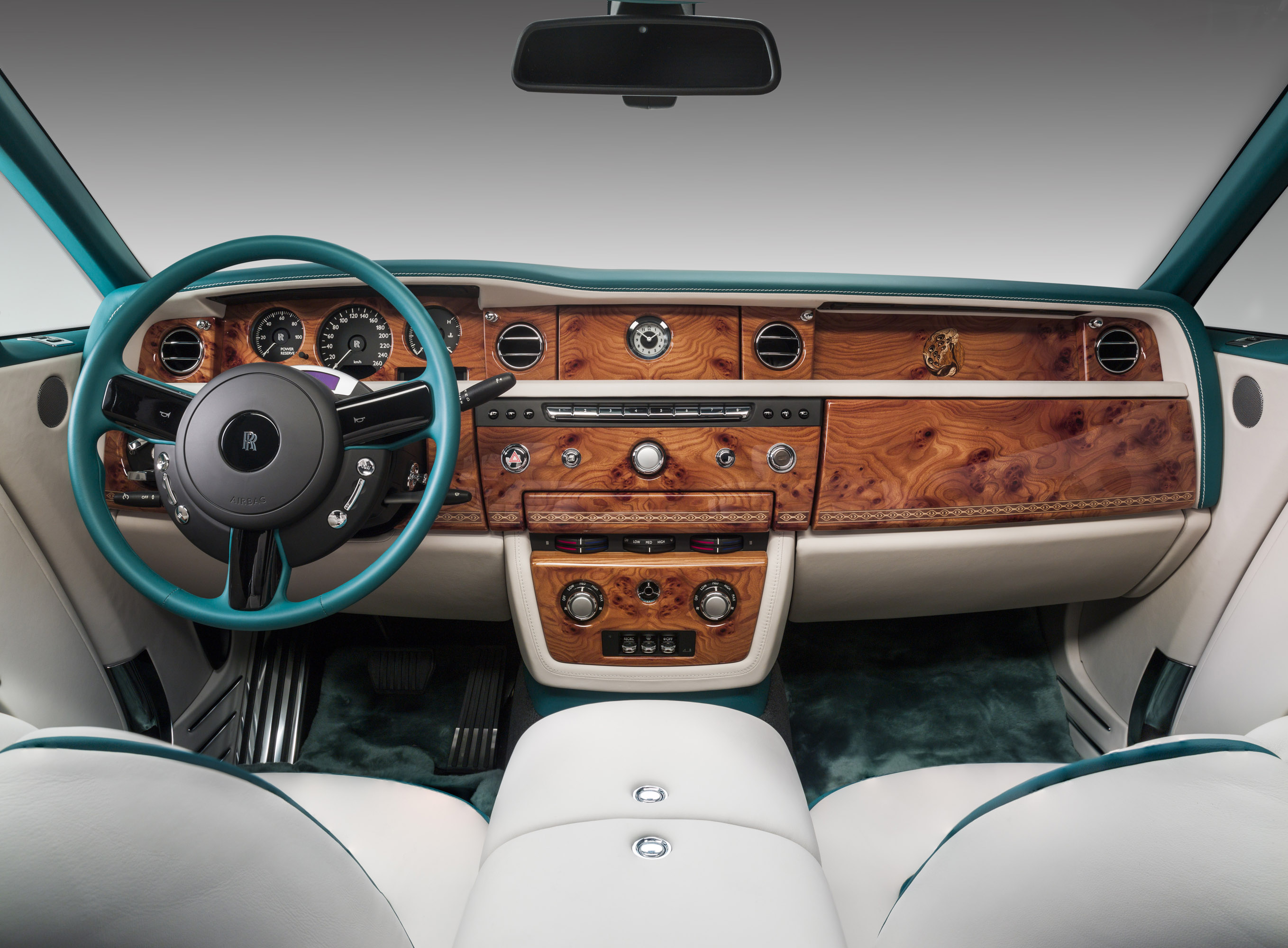 Rolls-Royce Maharaja Phantom Drophead Coupe