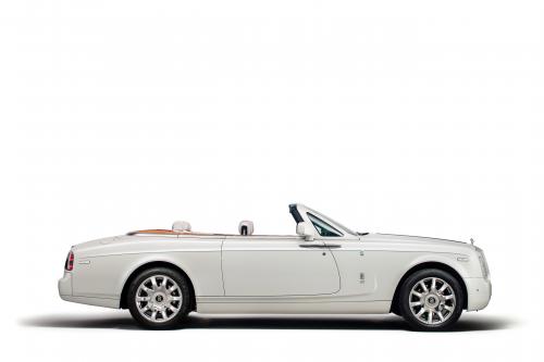 Rolls-Royce Maharaja Phantom Drophead Coupe (2015) - picture 1 of 5