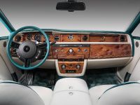 Rolls-Royce Maharaja Phantom Drophead Coupe (2015) - picture 4 of 5