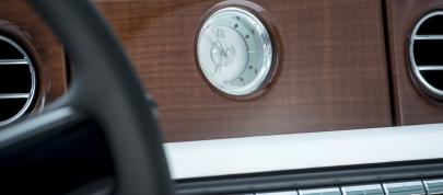 Rolls-Royce Phantom Serenity (2015) - picture 12 of 16