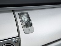 Rolls-Royce Wraith Inspired by Fashion (2015) - picture 7 of 11