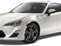 Scion FR-S (2015) - picture 1 of 3