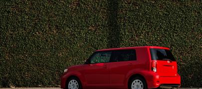 Scion xB (2015) - picture 7 of 24