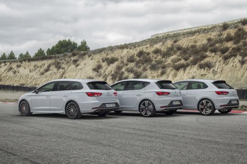 Seat Leon ST Cupra (2015) - picture 8 of 12