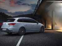 Seat Leon ST Cupra (2015) - picture 6 of 12