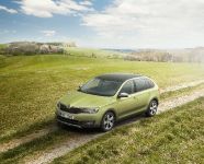 Skoda Rapid Spaceback ScoutLine (2015) - picture 1 of 3