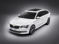 Skoda Superb Estate Combi (2015) - picture 1 of 4