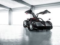 SS Customs Pagani Huayra (2015) - picture 1 of 6