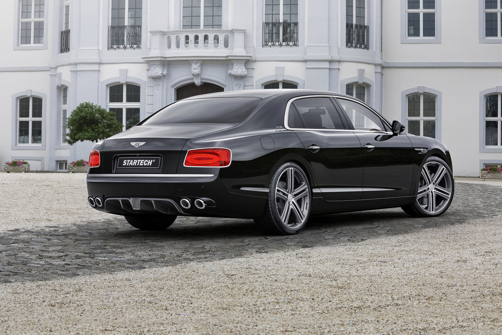 STARTECH Bentley Flying Spur