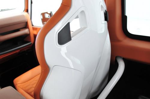 STARTECH Land Rover Defender (2015) - picture 40 of 54