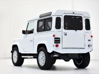 2015 STARTECH Land Rover Defender