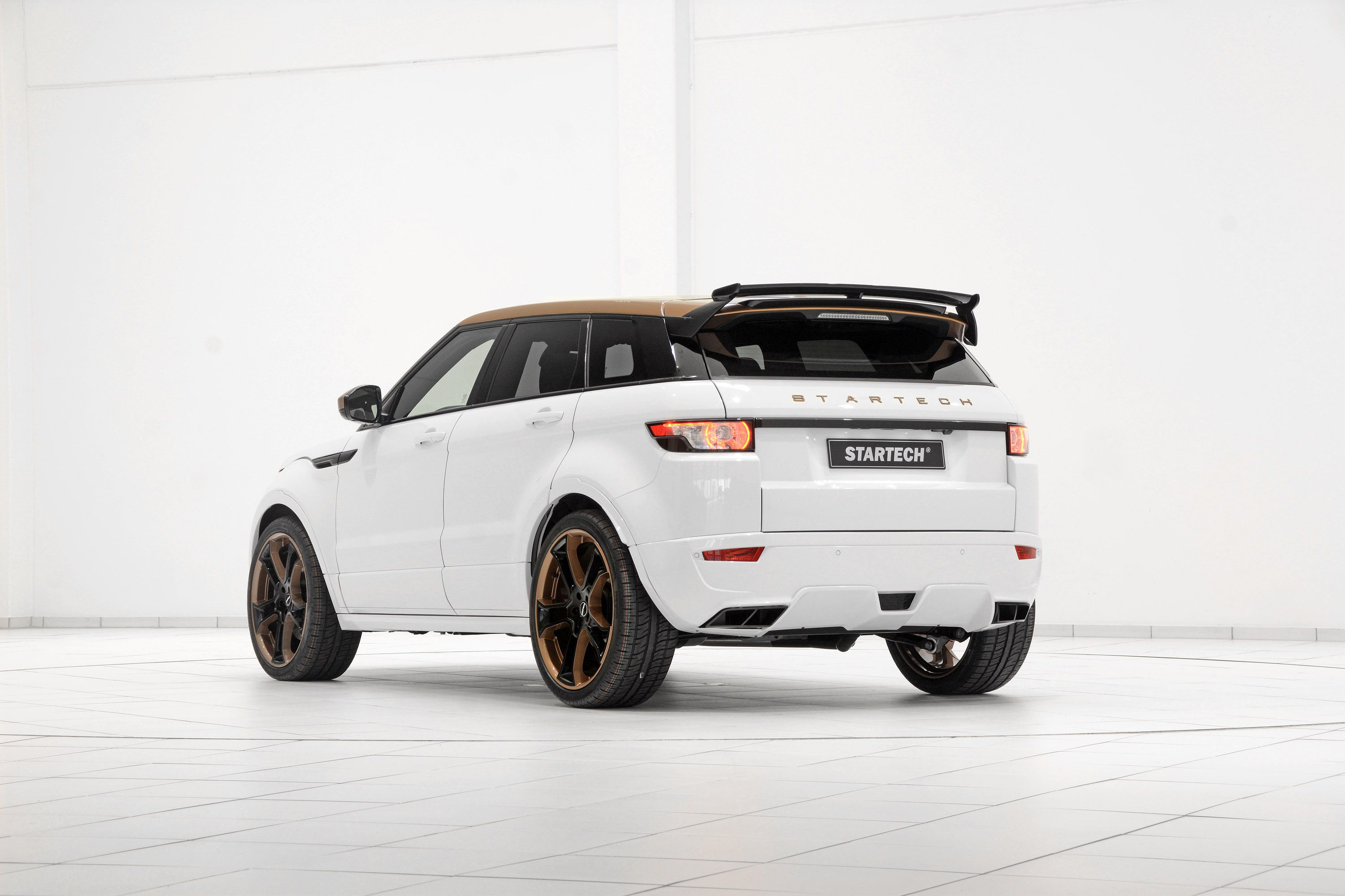 STARTECH Range Rover Evoque