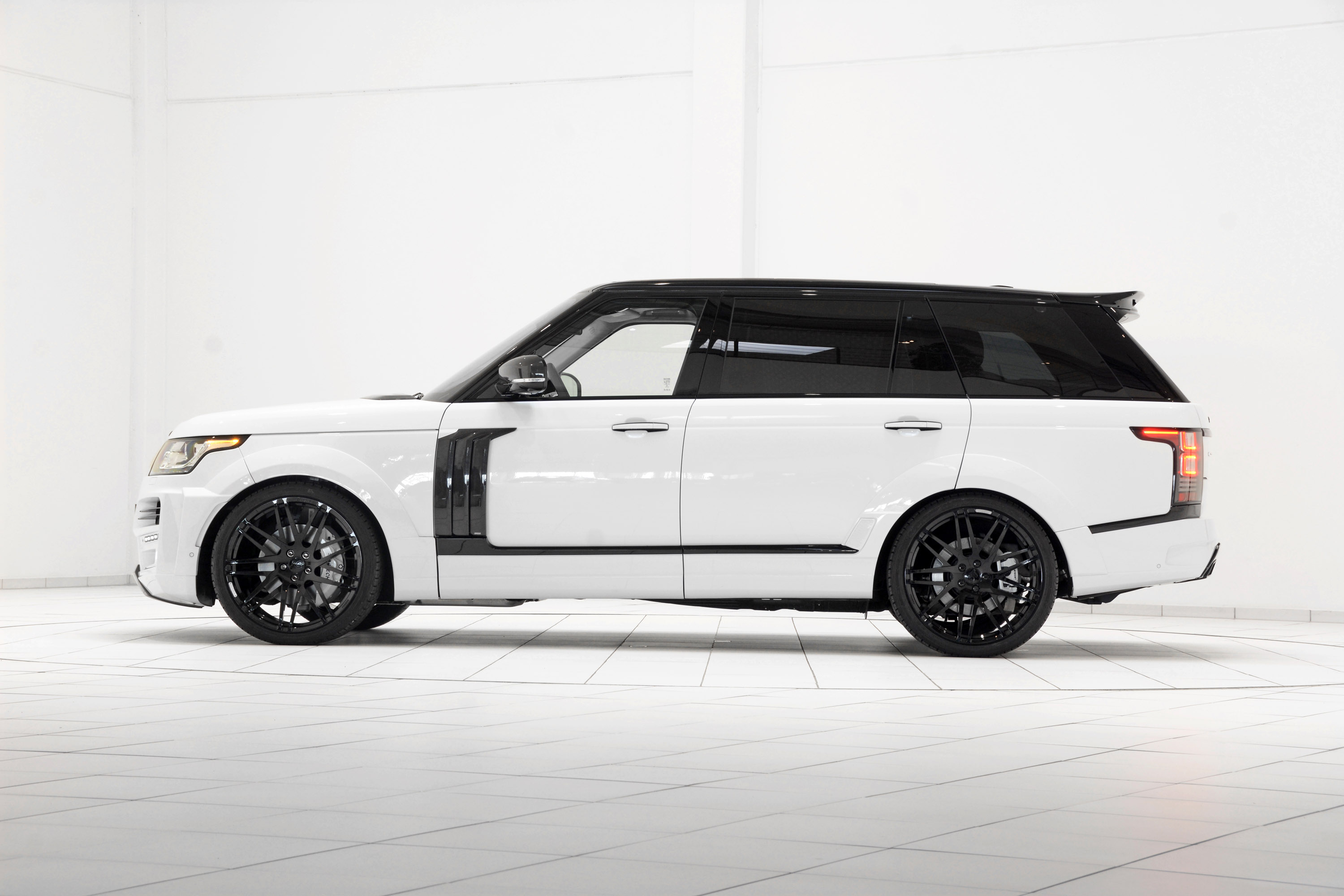 STARTECH Range Rover