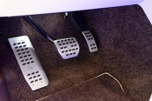 STARTECH Range Rover (2015) - picture 17 of 21