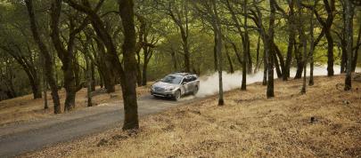 Subaru Outback (2015) - picture 23 of 28