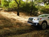 Subaru Outback (2015) - picture 10 of 28
