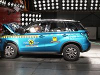 Suzuki Vitara SUV (2015) - picture 3 of 4