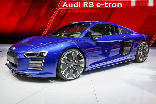 The Audi R8 e-tron Piloted Driving Concept Car (2015) - picture 1 of 6