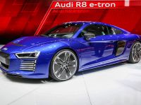 The Audi R8 e-tron Piloted Driving Concept Car (2015) - picture 1 of 6