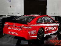 Toyota Camry NASCAR Sprint Cup Series Race Car (2015) - picture 4 of 6