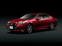 Toyota Crown Facelift (2015) - picture 2 of 7