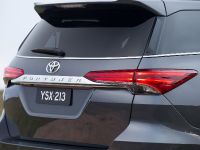 Toyota Fortuner (2015)