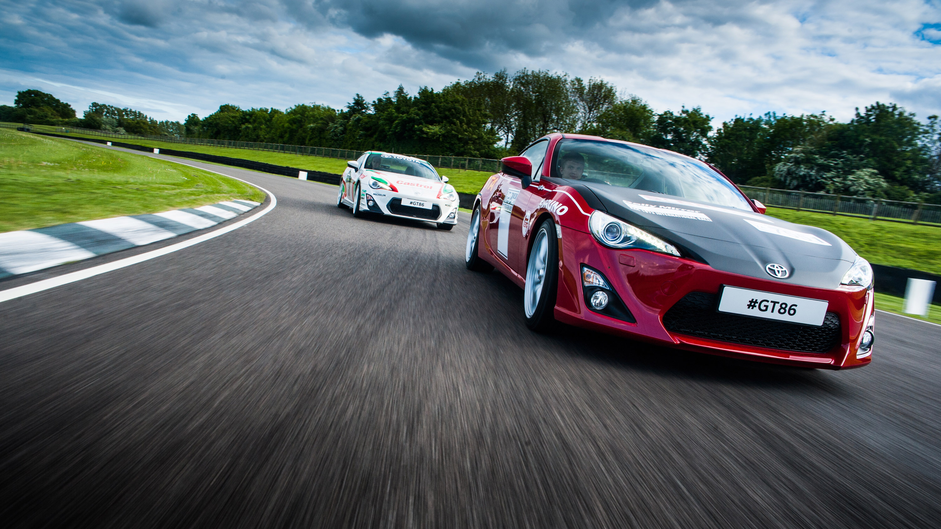 Toyota GT86 in classic liveries