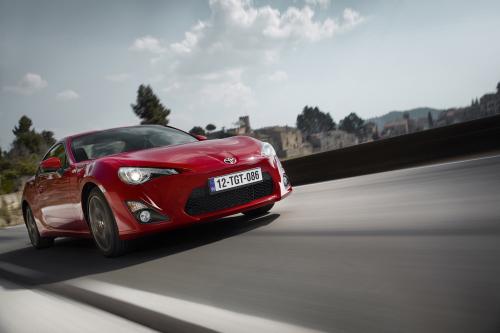 Toyota GT86 (2015) - picture 1 of 3