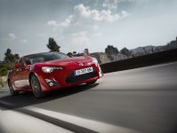 Toyota GT86 (2015) - picture 1 of 3