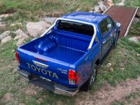 Toyota HiLux (2015)