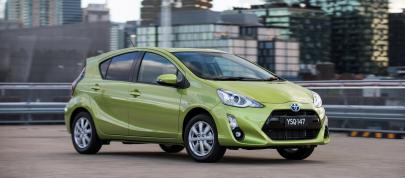 Toyota Prius c i-Tech (2015) - picture 4 of 9