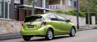 Toyota Prius c i-Tech (2015) - picture 7 of 9