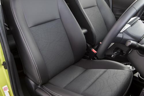 Toyota Prius c i-Tech (2015) - picture 9 of 9