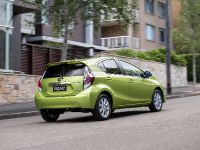Toyota Prius c i-Tech (2015) - picture 7 of 9