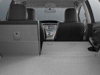 Toyota Prius Persona Special Edition (2015) - picture 6 of 6