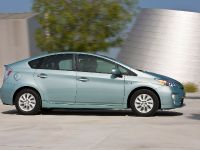 Toyota Prius Plug-In Hybrid (2015)