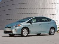 Toyota Prius Plug-In Hybrid (2015)