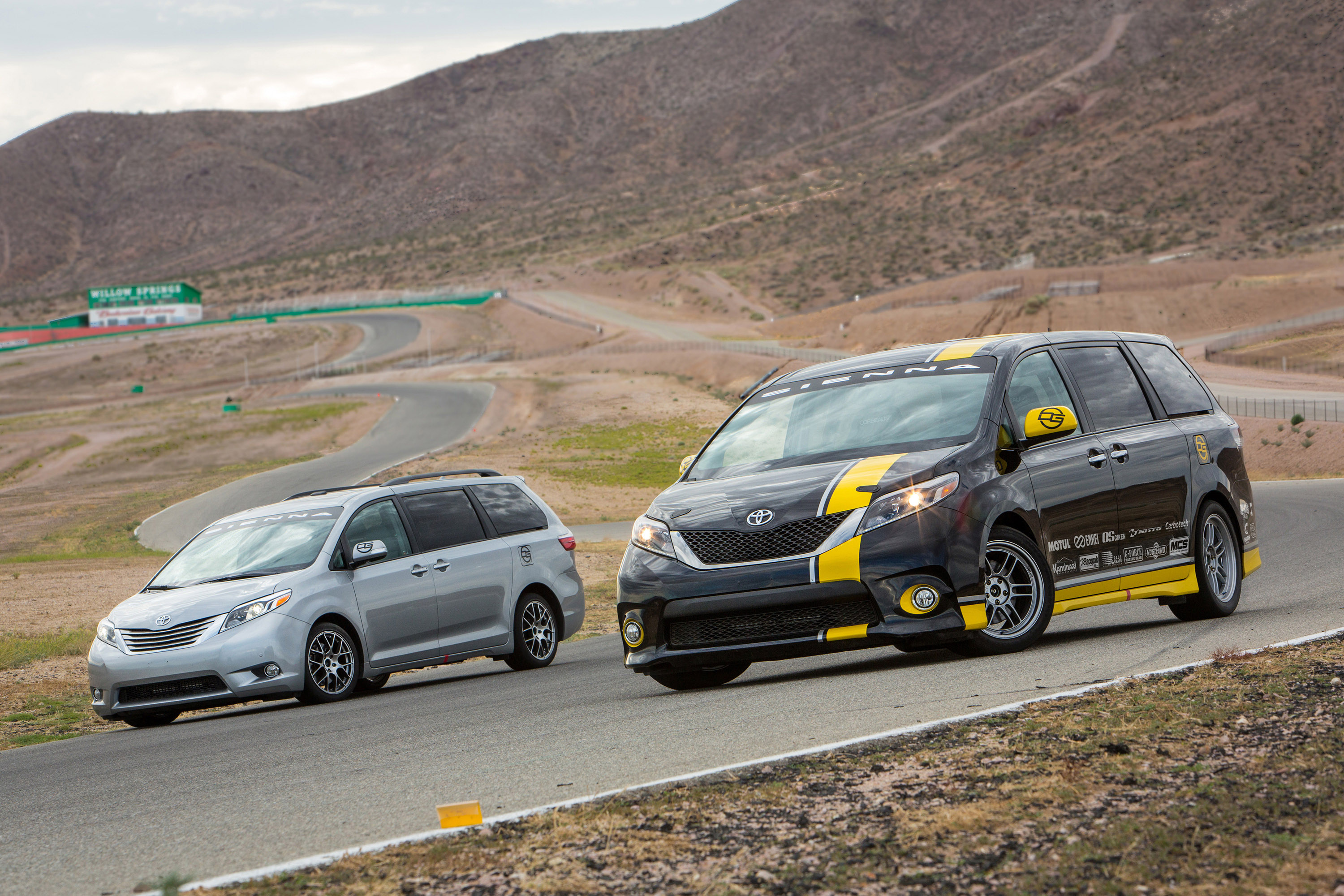 Toyota Sienna R-Tuned Concept