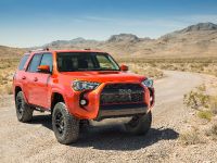 Toyota TRD Pro Series Range (2015) - picture 3 of 7