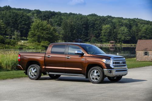 Toyota Tundra (2015) - picture 1 of 26