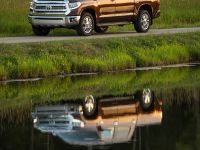 Toyota Tundra (2015)