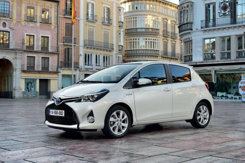 Toyota Yaris (2015) - picture 32 of 54